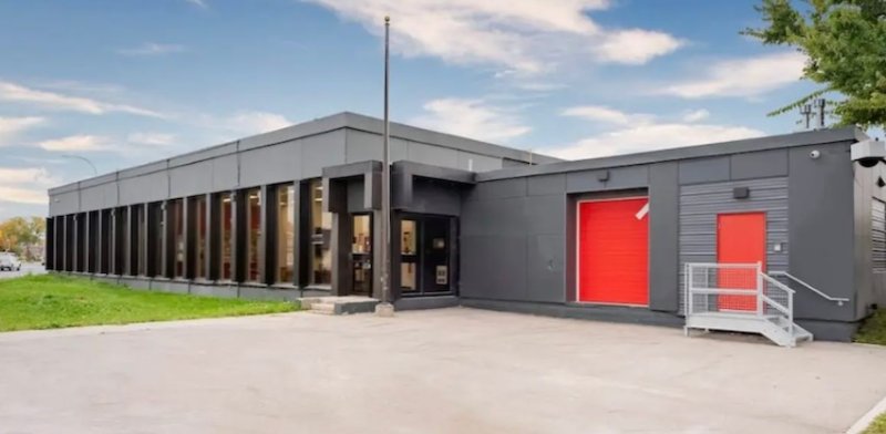 Storage Units at Access Self Storage - Winnipeg Airport - 1340 Notre Dame Ave. Winnipeg, MB
